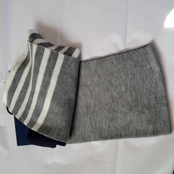 U.S. Polo Assn. Hat and Scarf Set - Picture 3 of 3